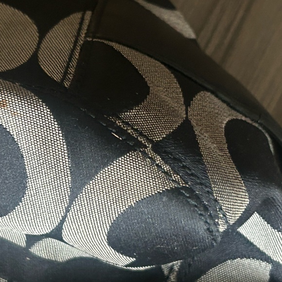 Authentic Coach bag - Picture 5 of 14